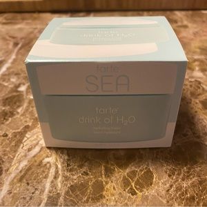 Tarte Drink of H2O Hydrator